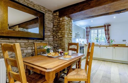 Didmarton House | Kilcot Coach House