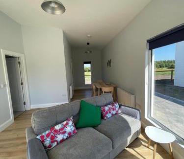 Knockaderry Cross Roads Apartment | Kildare Holiday Apartments No 3