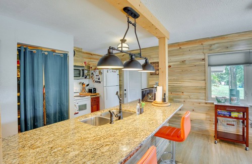 Kilgore House | Kilgore Lakefront Home w/Private Dock & Pier!