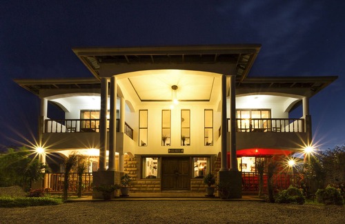 Kilimambogo Bed & Breakfast | Kilihouse B&b Large Ensuite Double Bedroom with full facilities