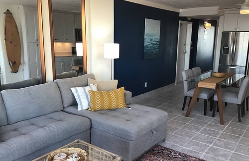 Galveston Condo | Killer kitchen, OMG Gulf, bay views. Right on the beach. Sleeps 2-4.