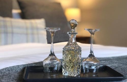 Woodstock Hotel | Killingworth Castle