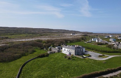 Inishmore House | Kilmurvey House