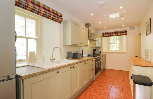 Thornhill Cottage | KILNMARK FARMHOUSE, pet friendly, with open fire in Moniaive