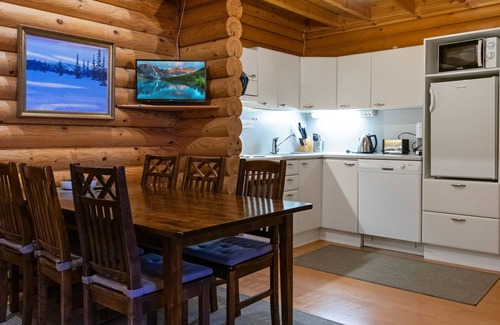 Jamijarvi House | Kilpolan orvokki by Interhome