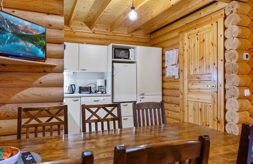 Jamijarvi House | Kilpolan orvokki by Interhome