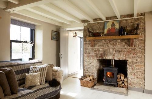 Knockaderry Cross Roads House | Kilquiggan Cottages