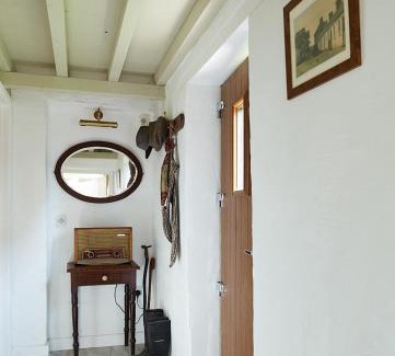 Knockaderry Cross Roads House | Kilquiggan Cottages