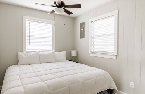 Kimberling City Hotel | Kimberling Cove H21