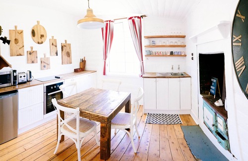 Gundagai Hotel | Kimo Estate
