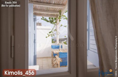 Psathi Apartment | Kimolis