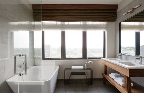 Downtown Bozeman Hotel | Kimpton Armory Hotel Bozeman by IHG