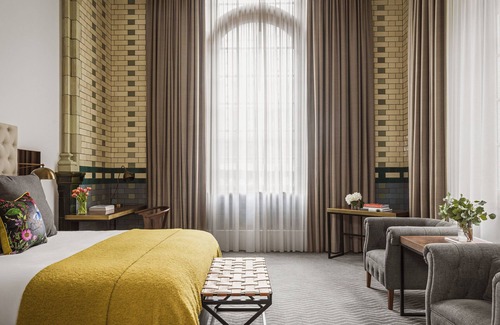 Manchester City Centre Hotel | Kimpton Clocktower by IHG