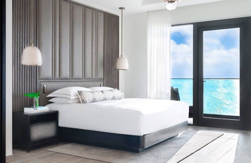 Antoneys Cay Resort | Kimpton Grand Roatan Resort And Spa by IHG