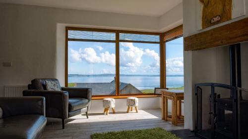 Ballycastle Apartment | Kinbane Self Catering Cottages - 'Makem's Cottage'