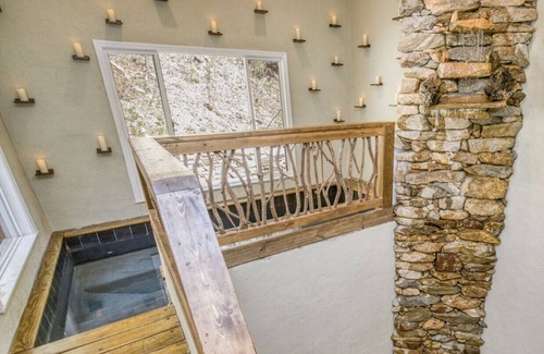 Franklin House | Kindling Falls - 60ft Waterfall!