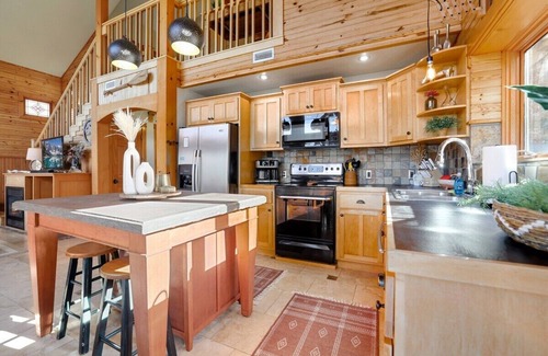 Rogers House | Kindred Hollow - Lake & Mountain Views