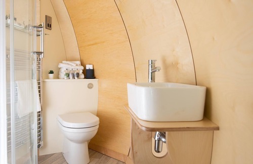 Downpatrick Hotel | Kinelarty Luxury Glamping Pods