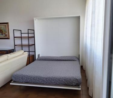Borgo Panigale Apartment | King 35