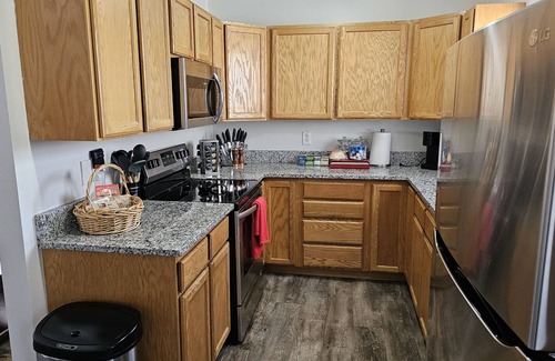 Ogden House | King bed! Close to 3 Ski Resorts, LDS Temple, DT Ogden, BDO, and the Fwy.