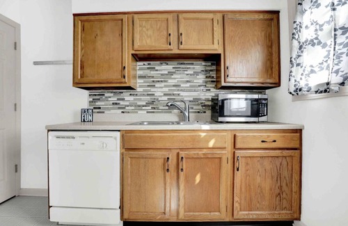 Indianapolis House | KING BED! Cozy Home Minutes from Broad Ripple Ave