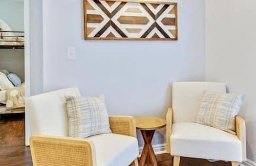South Ogden House | King Bed | Fully Equipped kitchen |Board Games!