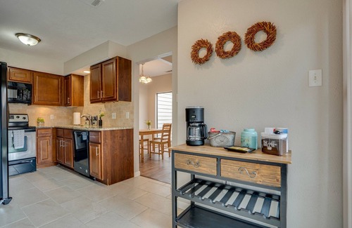 Northwest Dallas House | KING BED Home Dallas/UT Southwestern/DFW Airport
