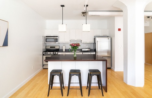 Boston Apartment | King Bed Loft in the Heart of Downtown Boston