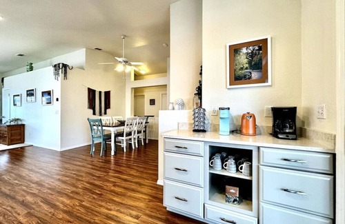 Rancho Cordova House | King Bed Retreat, Pet-Friendly, Rancho Cordova