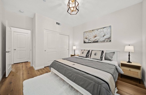 Ontario House | King Bed Room/5 Big Bedroom/New