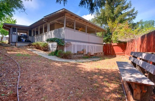 North Auburn House | ✯King Bed✯ WFH ☊ w/FAST Internet, Family friendly!