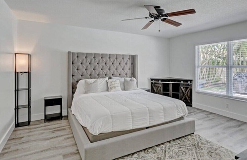 Royal Palm Beach House | King Beds ~ Private Heated Pool ~ Grill ~ Patio
