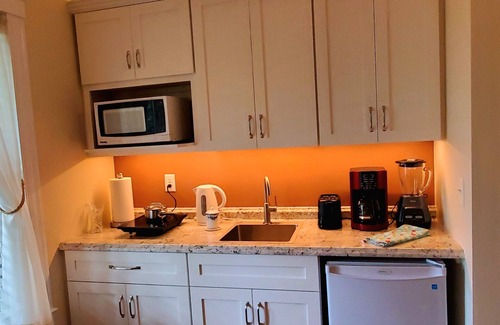 Milton House | King Charles Suite, Bed & Breakfast, No added fees or cleaning charges.