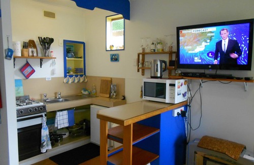 Naracoopa Cottage | King Island Accommodation Cottages