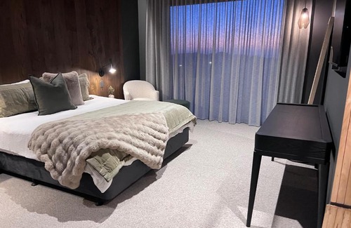 Currie Villa | King Island Lodge - North & South Lodge