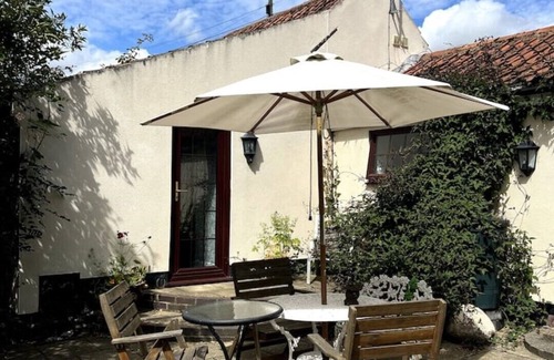 Runham Apartment | King of Hearts & Ace of Clubs Family Space