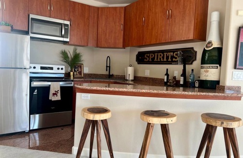 Cheyenne Canyon House | King of the mountain sleeps 12