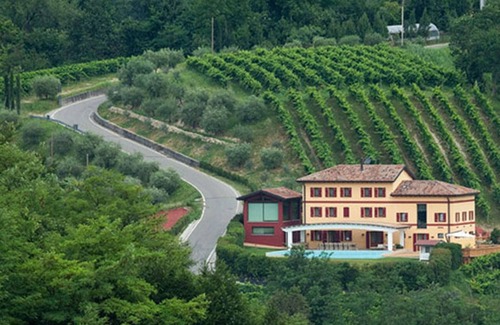 Susegana Villa | KING OF WINEYARDS , Villa in the Prosecco Hills , near Venice and Dolomites