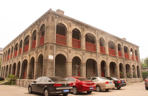 Dongcheng Hotel | King Parkview Hotel