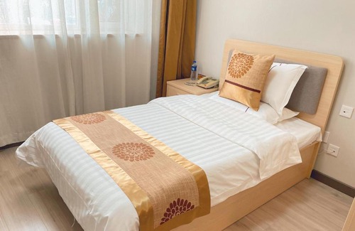 Dongcheng Hotel | King Parkview Hotel