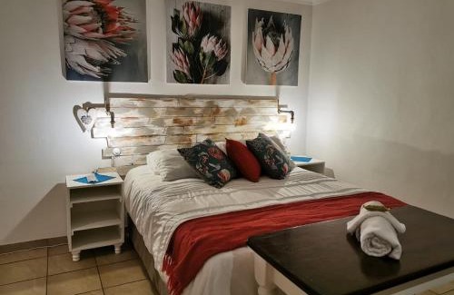 Erasmuskloof Apartment | King Protea Self Catering Accommodation in Erasmuskloof, Pretoria East