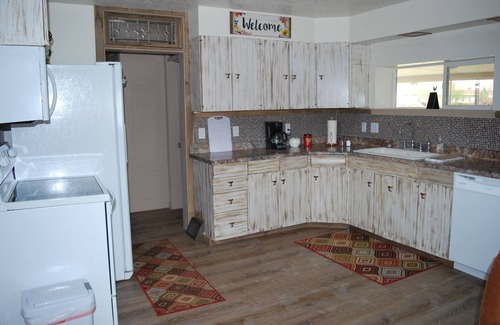 Escalante House | King & Queen bed w/2 bathrooms
