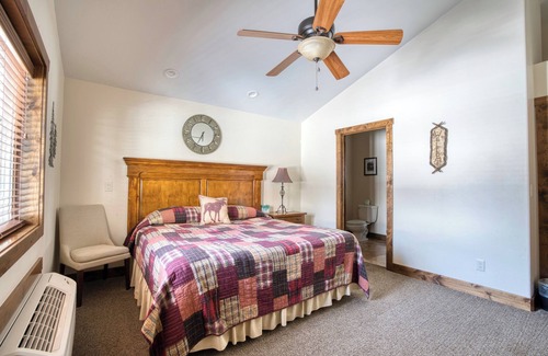 Island Park Cabin | King Room at Ponds Lodge Cabin 31 Unit 2