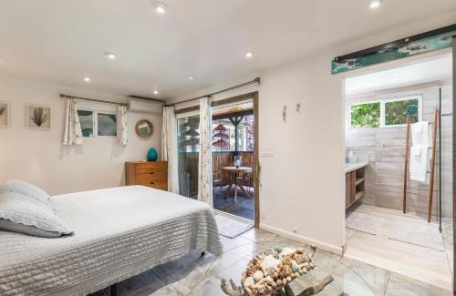 Paia House | King Room-Mangolani Inn