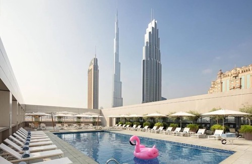 Za'abeel 2 Apartment | King Room Near Civil Defance Downtown by E R