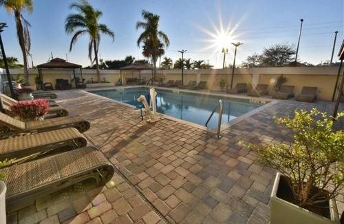 Orlando Apartment | King Room Near East Orange Park ORL