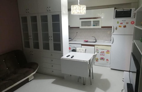 Gaziosmanpasa Apartment | King Room Suit Apartment