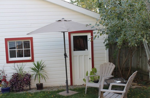 Dundas House | King's Court Rental Home: Your home away from home close to McMaster University
