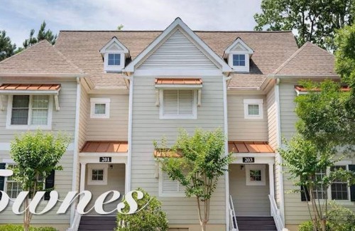 Lackey Cottage | KING'S CREEK COTTAGE