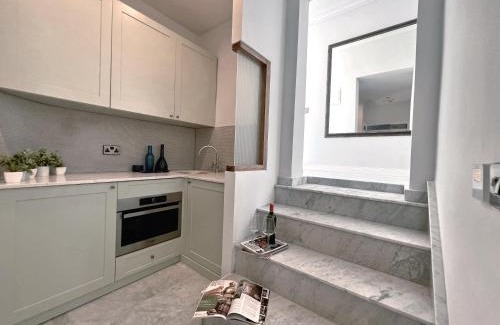 Valletta Apartment | King's Penthouse with SEA VIEW Terraces